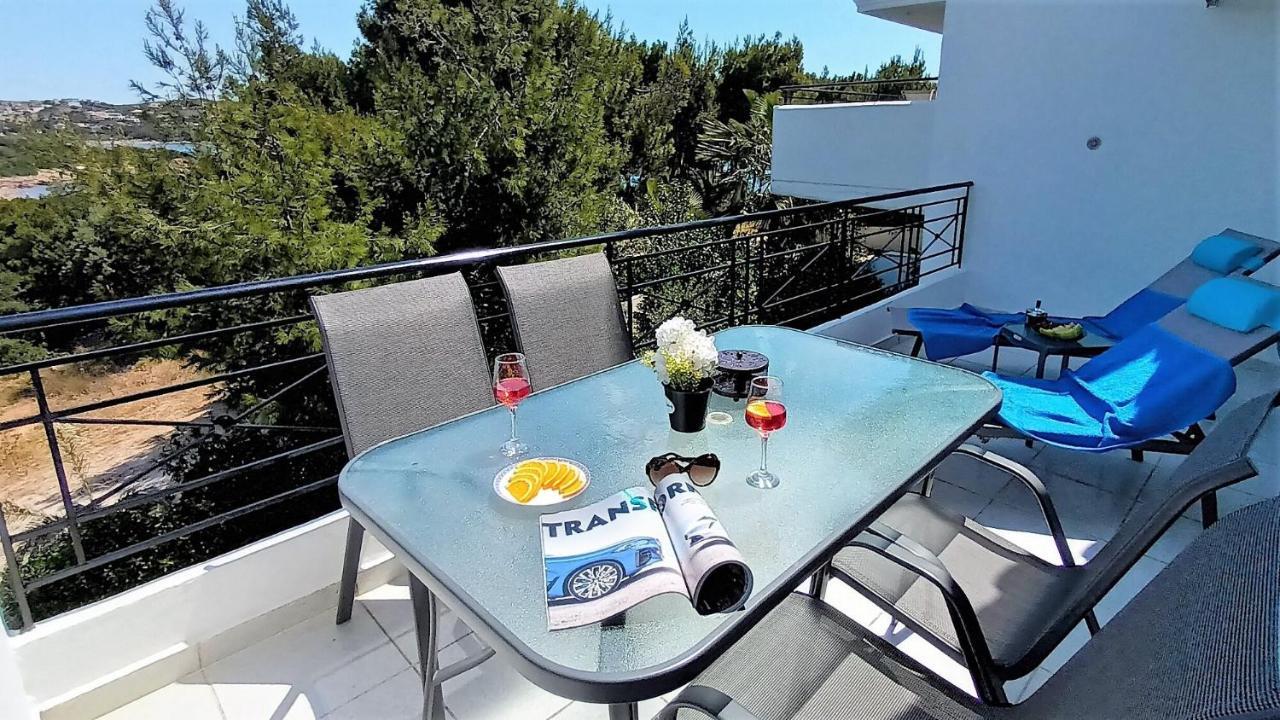 Dea Del Mare Complex In Front Of The Sea. Villa Sunion Exteriör bild