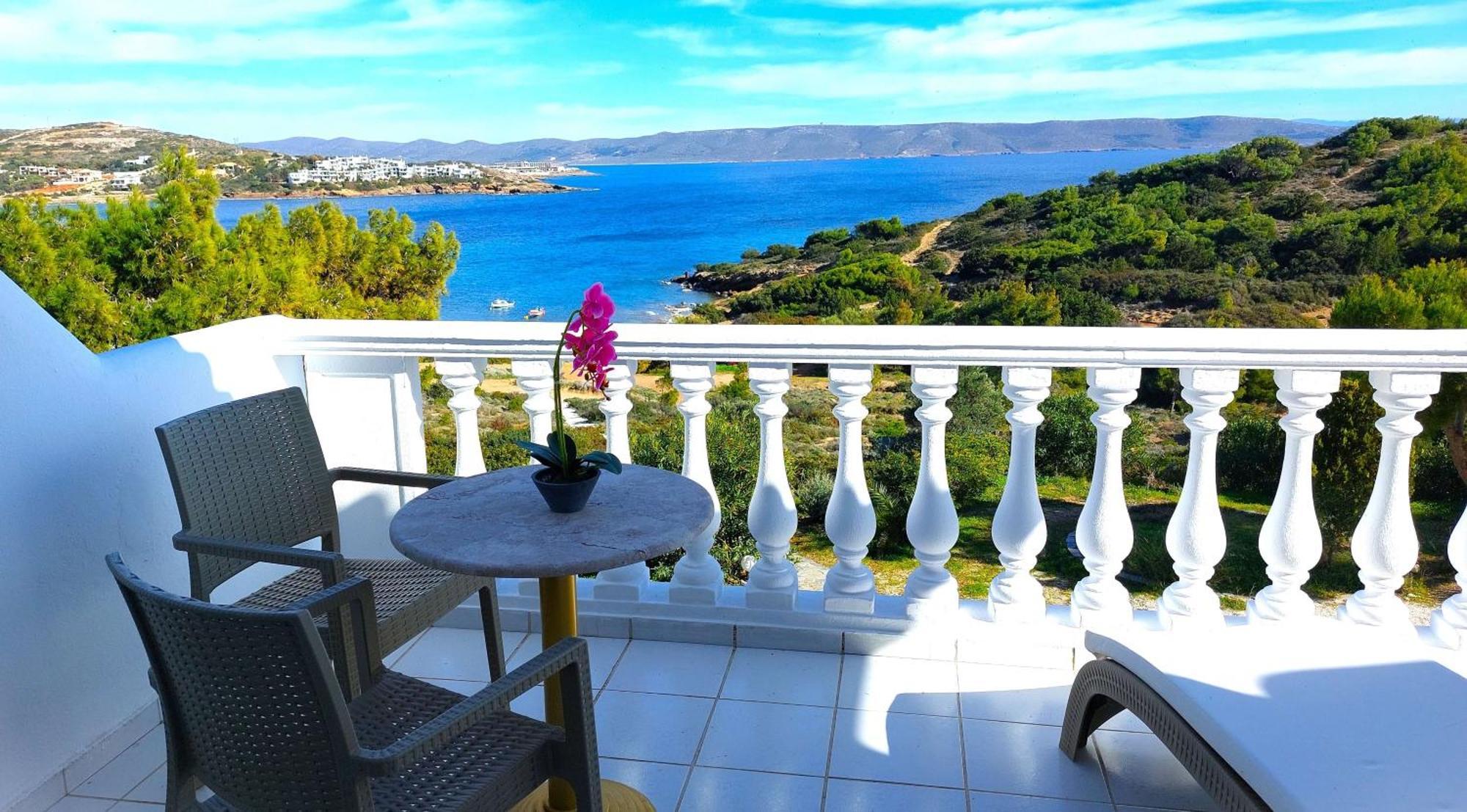 Dea Del Mare Complex In Front Of The Sea. Villa Sunion Exteriör bild