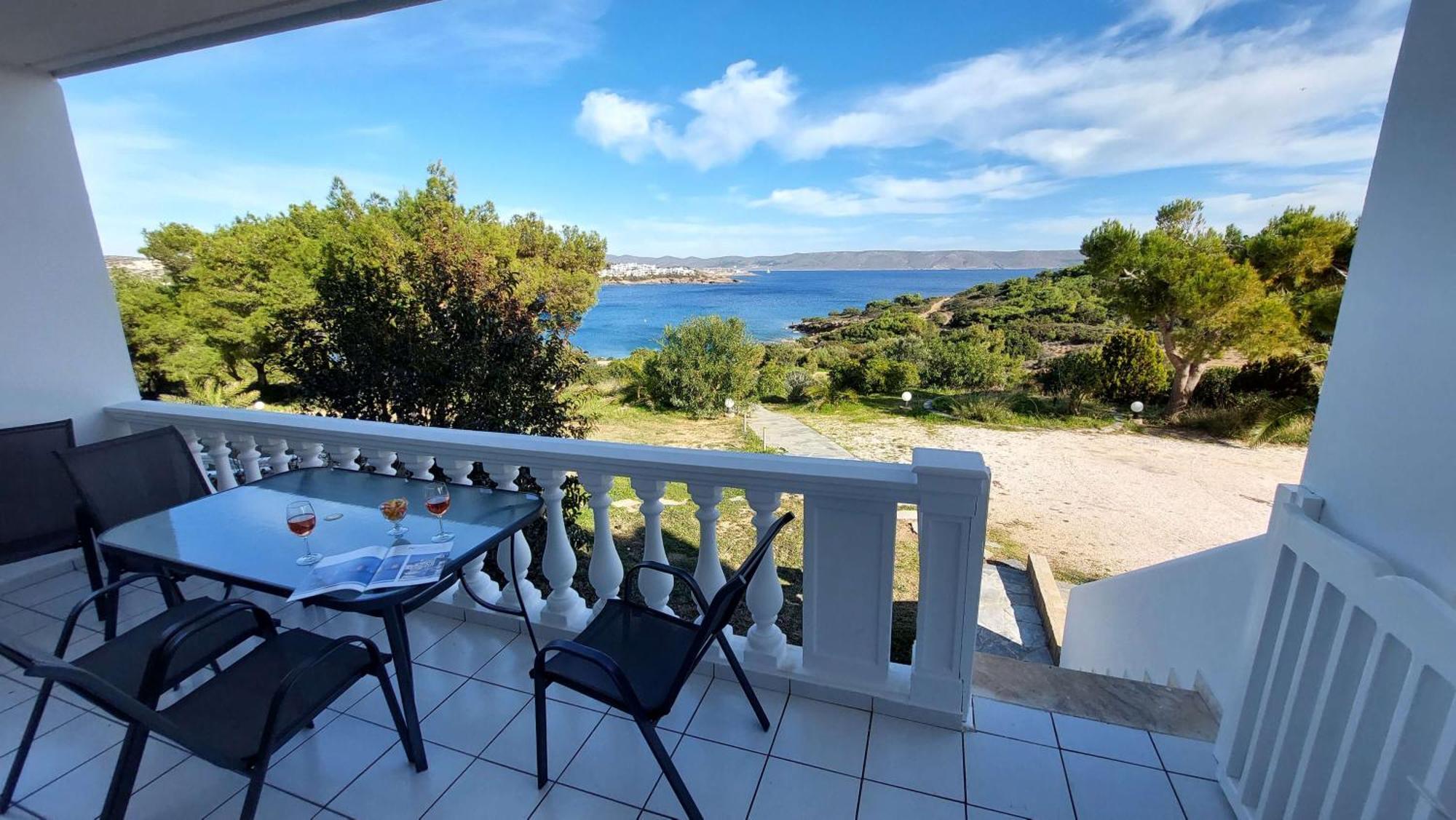 Dea Del Mare Complex In Front Of The Sea. Villa Sunion Exteriör bild
